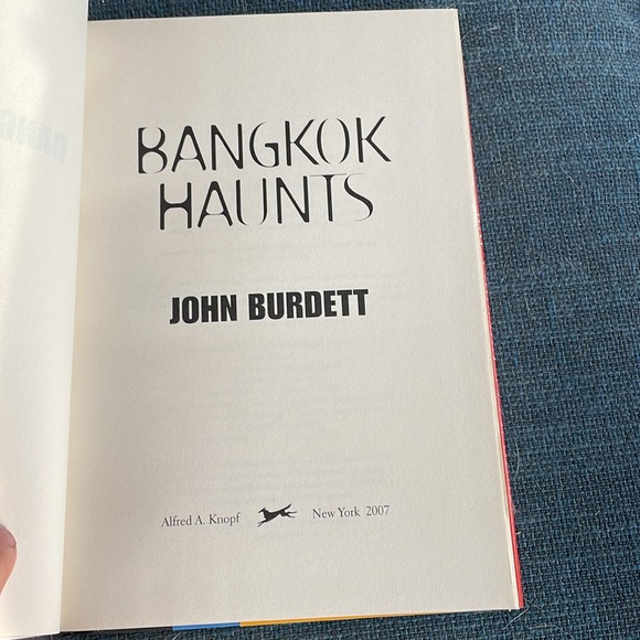 Bangkok Haunts. John Burdett. Novel Hardcover First Edition - Picture 4 of 10